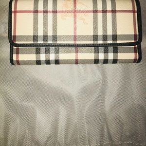 Burberry wallet
